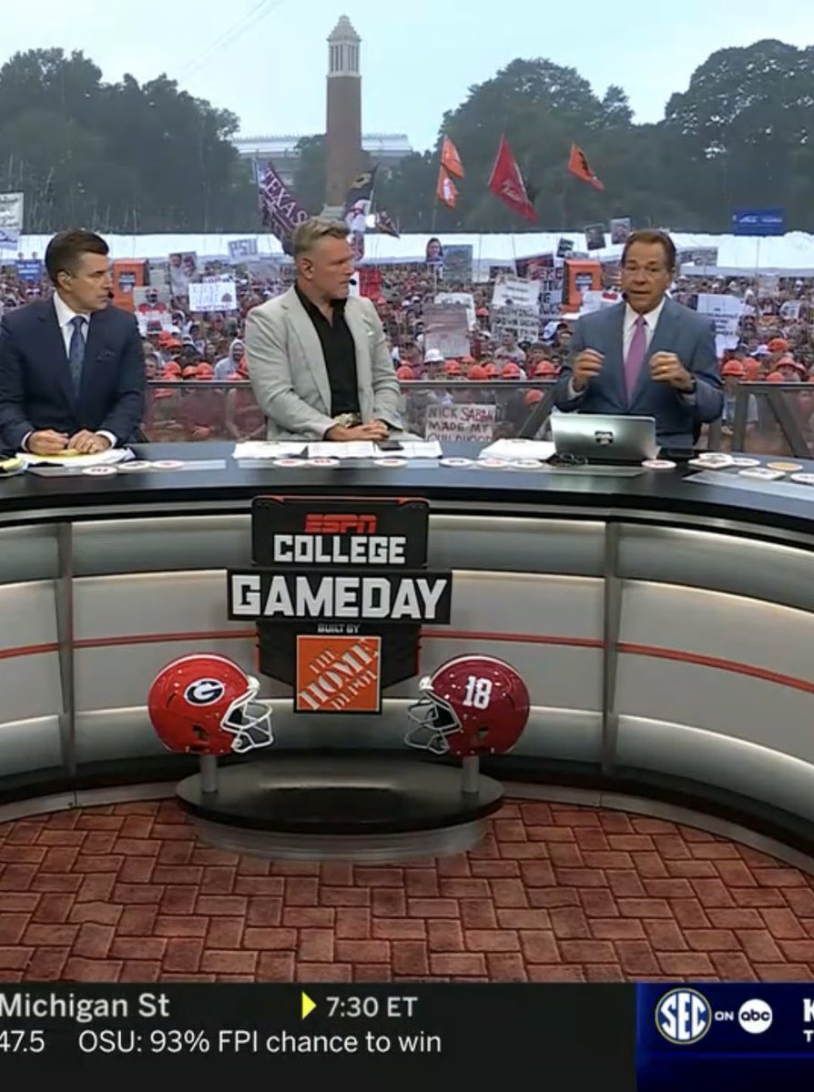 BobcatSicko's tweet photo. Texas State’s #OMGFlag sighted in Tuscaloosa on College GameDay #TakeBackTexas #txst @OMGFlag https://t.co/ZbqOe07BSf