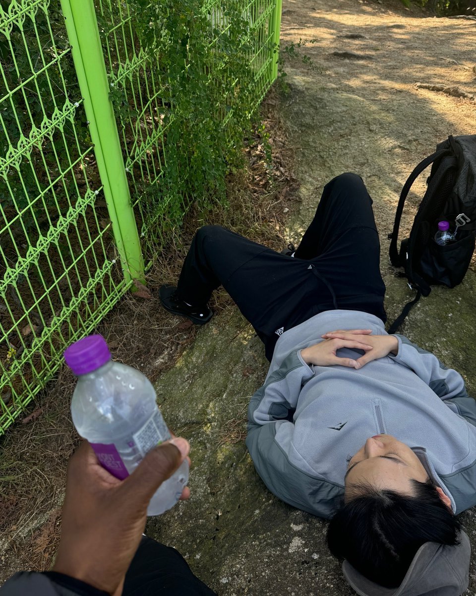 길용이 tweet media