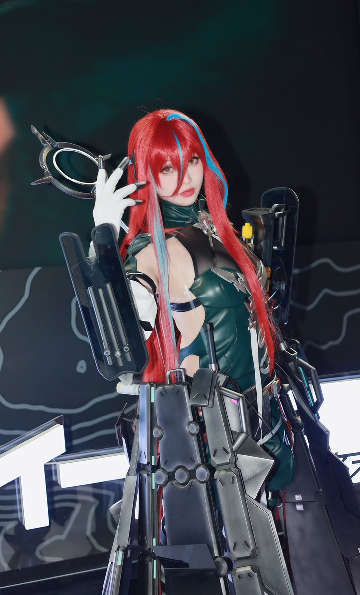 2024.09.28
東京ゲームショウ2024 一般公開日Day1

Model：Ely（@Ely_eee ）さん

アークナイツエンドフィールド　エンバー

かっこいいのElyさんが撮りました

#アークナイツエンドフィールド 
#TGS2024 https://t.co/frNFaEbSl5