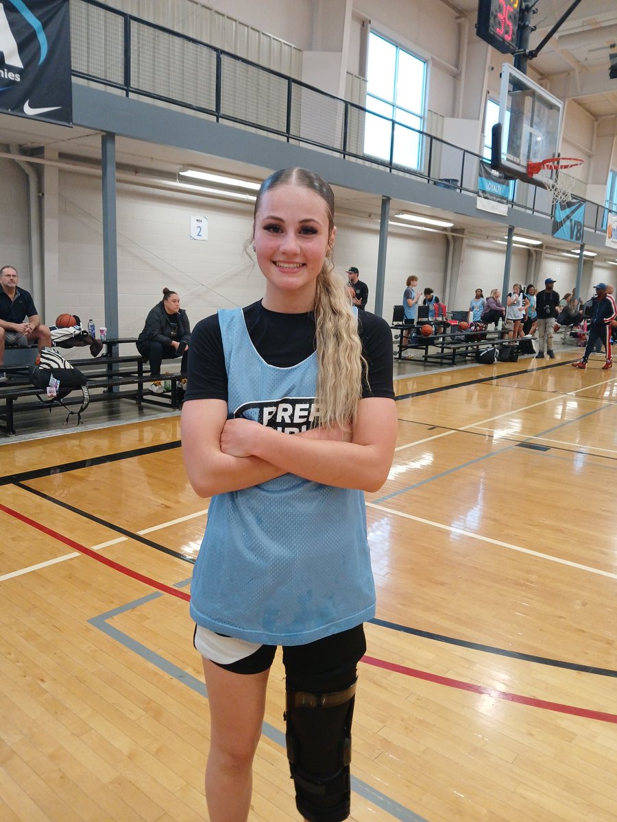 The Expo: Michigan 
<a href="/AriaDottery/">Aria Dottery</a> and <a href="/rachel_balhorn/">Rachel Balhorn</a> starting off strong in 3 on 3 play. Dottery showi ability to create on right side. Balhorn seeing floor. Underratted passer.
<a href="/PGHMichigan/">Prep Girls Hoops Michigan</a> <a href="/PrepGirlsHoops/">Prep Girls Hoops 🏀</a> 
#PGHExpoMI