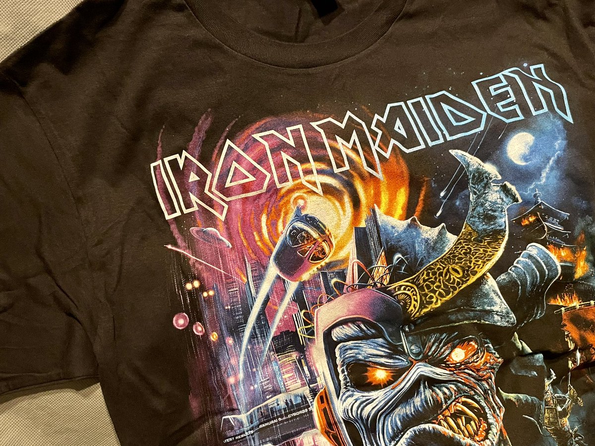 medusaeyeable's tweet photo. IRON MAIDEN 横浜公演観てきました！
8年ぶり！夢のような時間でした！
そして人生史上最高額のTシャツも買ってきた、、

#IronMaiden 
#アイアンメイデン https://t.co/LAJSWvc1ws