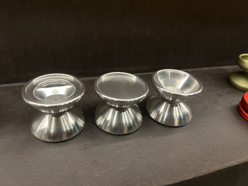 moon_angel14's tweet image. にゐゐにゐました🌙🤩
ニヤニヤしながら動画拝聴させて頂きました😊

振り比べる楽しさ。目の前にありながら試しぶりしないで買うとなお楽しみが深まります😊
箱がカッコよすぎるのも良き(๑•̀ㅂ•́)و✧

#yoyorecreation #にゐる #yyr