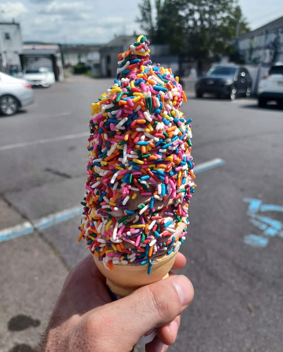 Johnny Cadillac tweet media