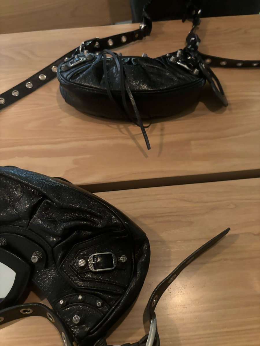 🐹언니랑 나랑 같은 가방 들고 온 거 있지
넘 신기했잖아