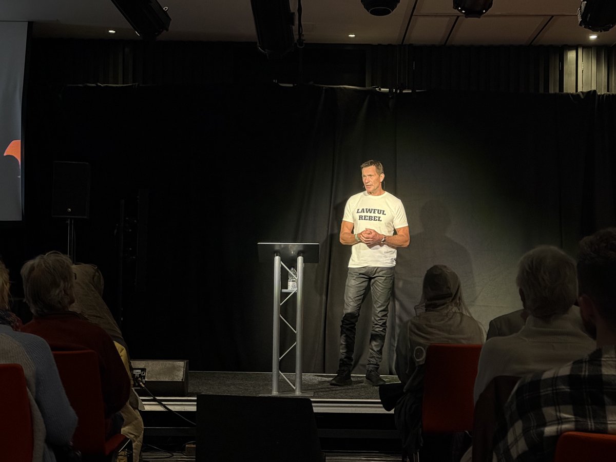 Nigel Howitt, founder of the 'Lawful Rebel' speaking about the philosophy of freedom and truth at The People's Reset UK

Watch live: thegreaterreset.org