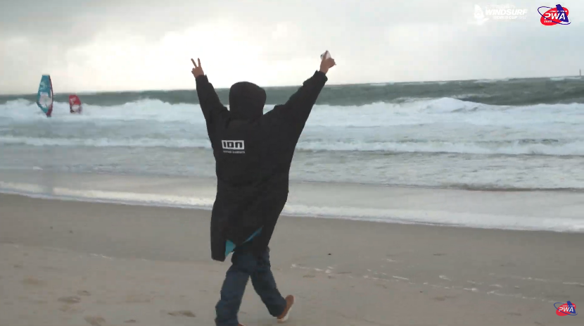 Continentseven's tweet photo. Congrats to Marc Pare winning the single wave elimination in Westerland, Sylt against Marcilio Browne!!! #windsurfing #waves #competition #sylt #pwaworldtour #germany https://t.co/0DaxhdhdiB https://t.co/wOZkBleBwA
