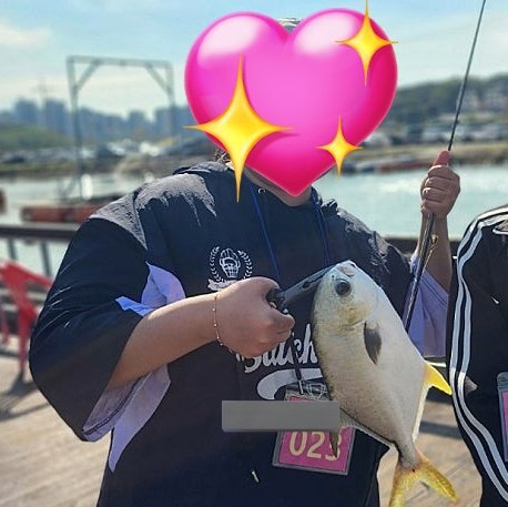 unknown_90281's tweet photo. 낚시 다녀왔어요🐟🐟🐟 https://t.co/iPZBJB25uf