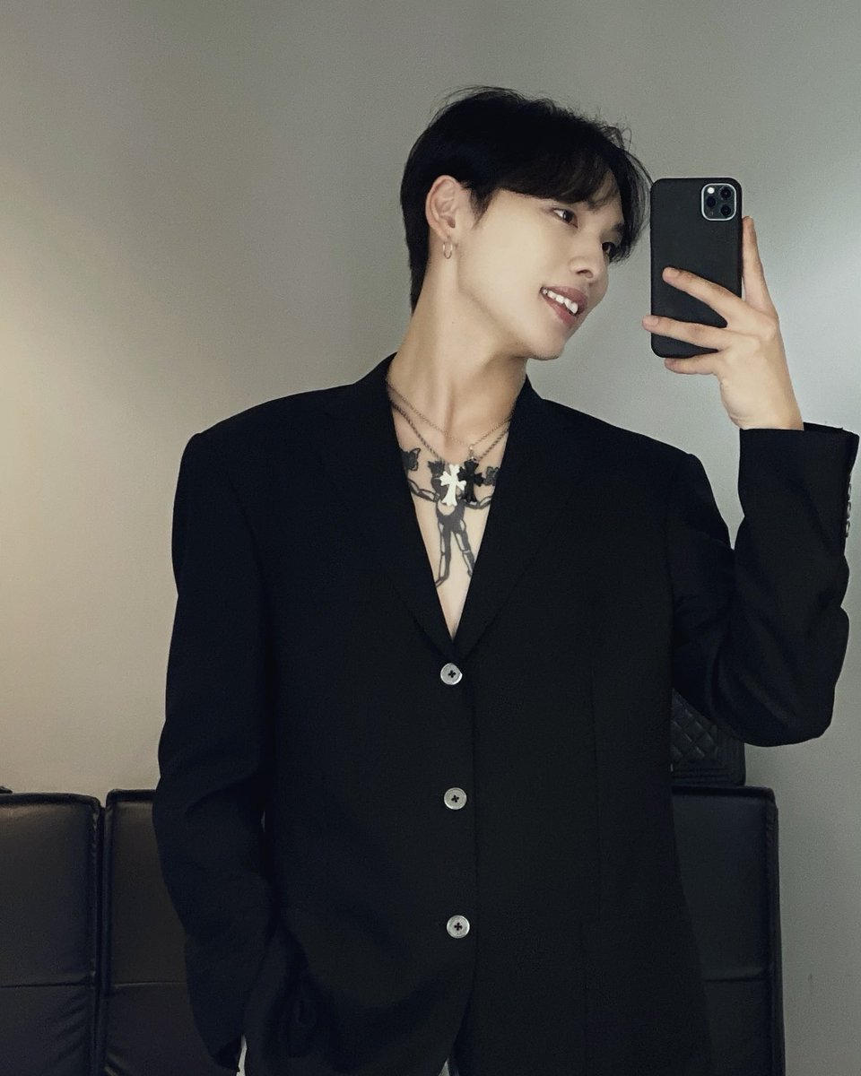 Thank you Bangkok💭🇹🇭ขอบคุณ🍀🖤

#Mashiho #MASHIHO_PRESENTS_1st_FANMEETING_4MYCLOVERS_IN_BANGKOK