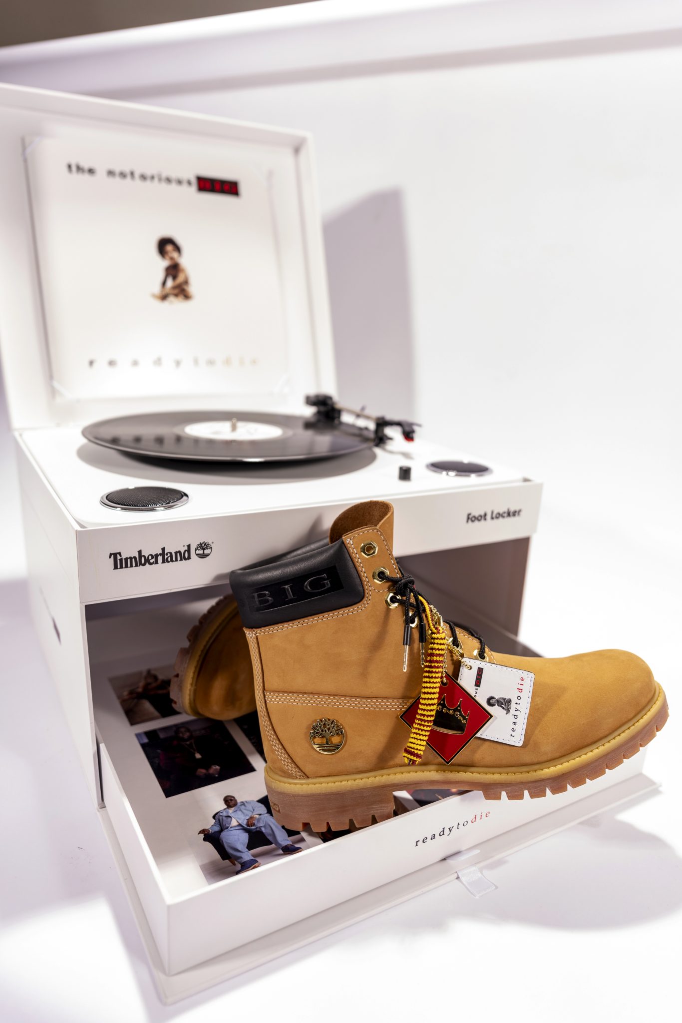Sneaker Drop on X ad Biggie x Timberland 6 Inch Premium Boots Foot Locker https t sIaH6RqWAt Champs https t oM2oWzNZS5 https t 6JJcGctGRP X