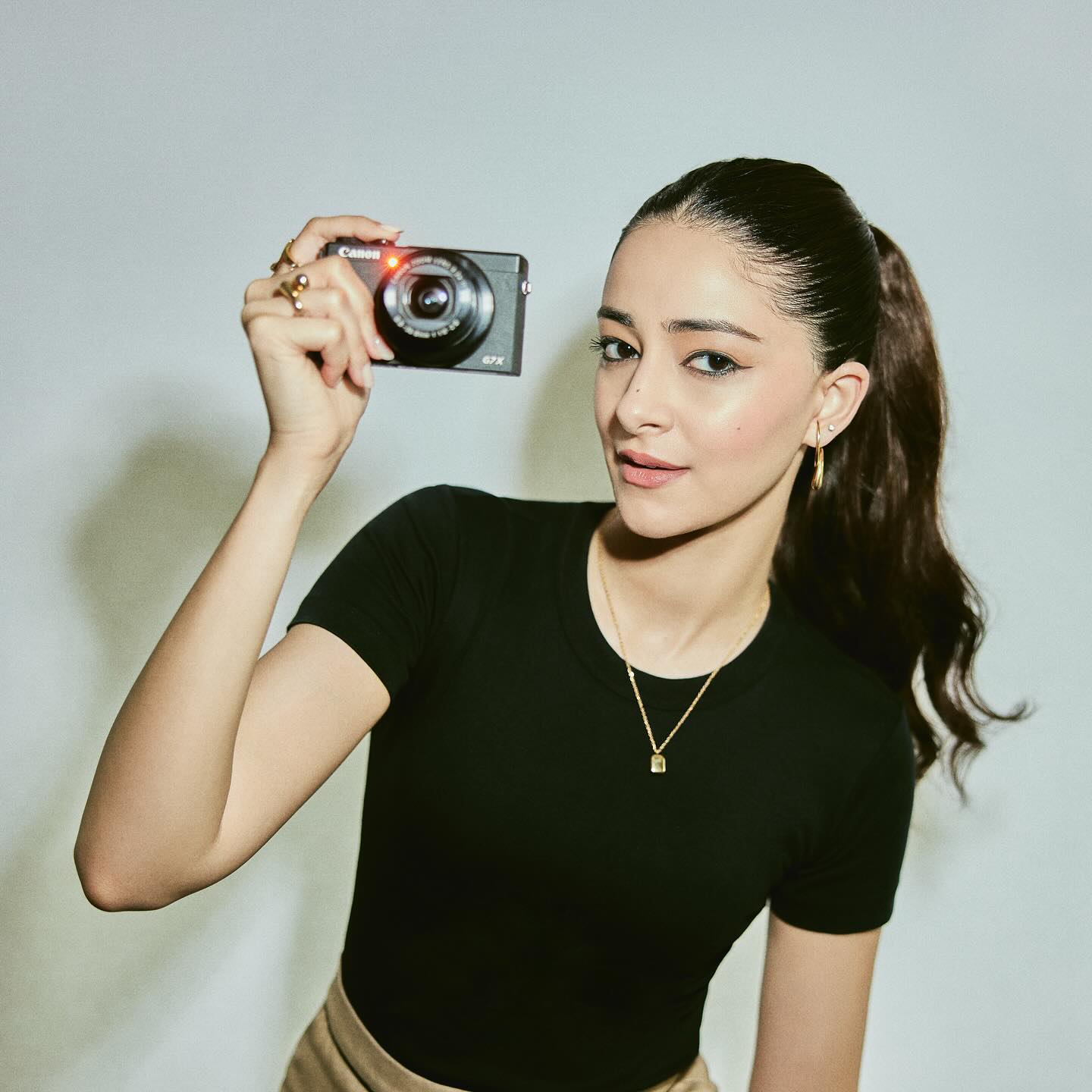 GYkWwoDaEAAbfE8?format=jpg&name=large