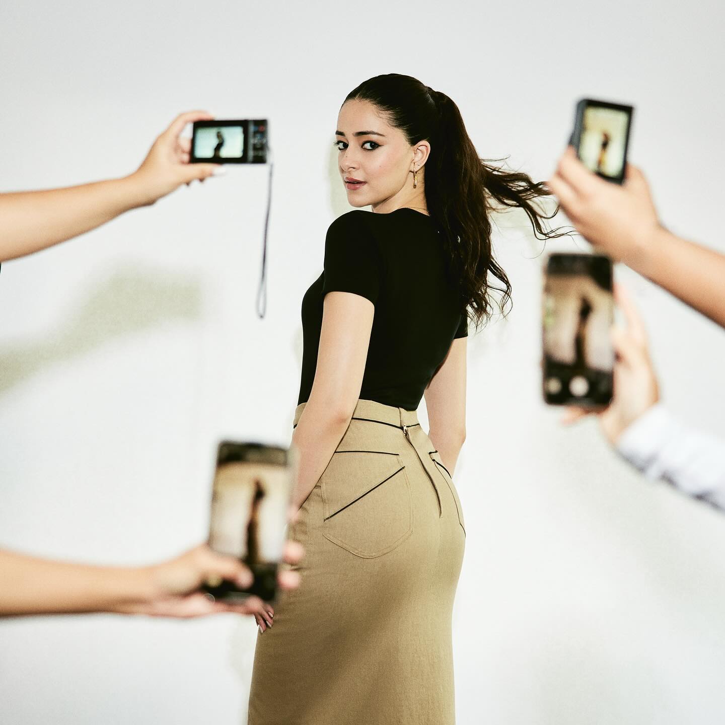 GYkWwtJasAEPzD1?format=jpg&name=large