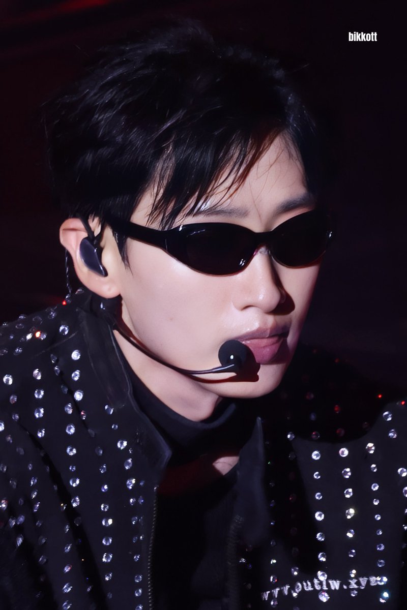 bikkott's tweet image. 240928 ECLIPSE  Seoul Day1

🥵👅

#은혁 #EUNHYUK 
#슈퍼주니어 #SUPERJUNIOR #銀赫  #SuperJuniorDnE #ECLIPSE #ECLIPSEinSeoul
