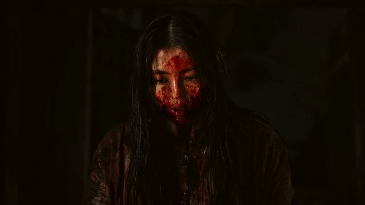 fliryhsxhe's tweet photo. just sohee and jongseo covered in blood… https://t.co/7ppM0Tis1T