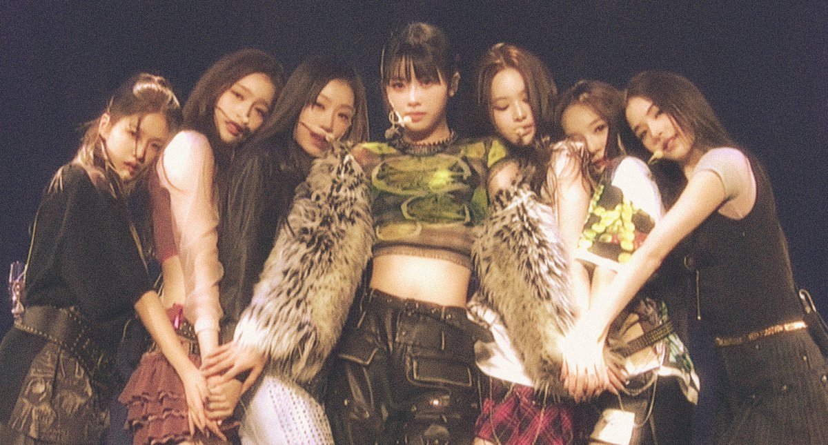 jeeminsmalatang's tweet photo. — izna kcon germany https://t.co/LUaU0YGsAX