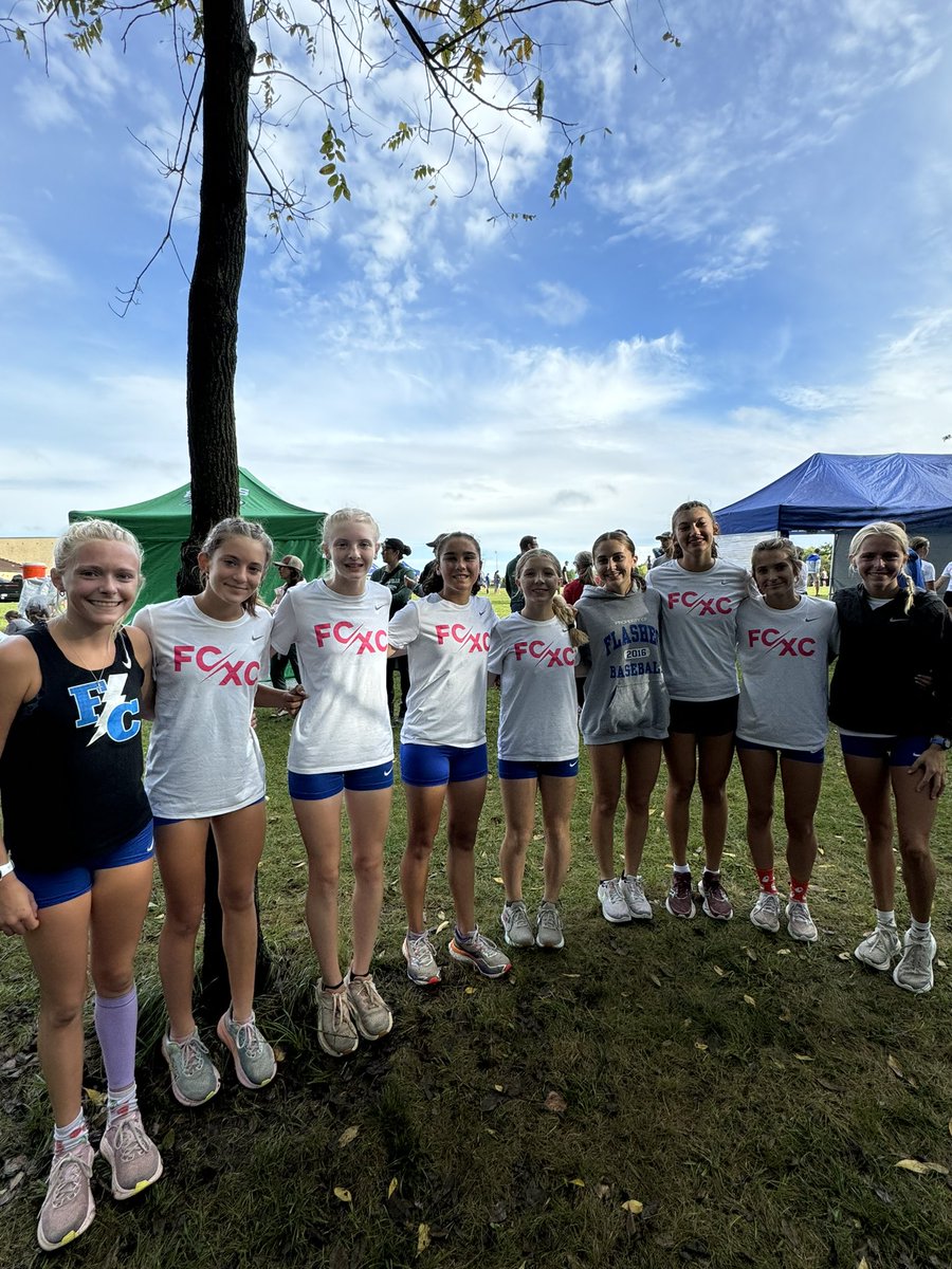 FCFlashes's tweet photo. Flashes girls finished 2nd and boys finished 5th! Great job Flashes XC! #WeAreFlashes⚡️ https://t.co/3xMzngoBf6