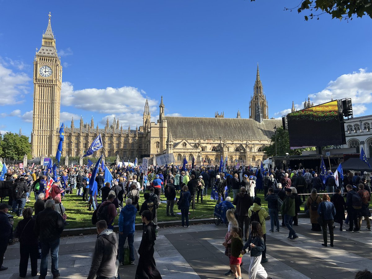 James Beech (@jwgbeech) on Twitter photo πͺπΊ The National Rejoin March reaches Parliament Square in London today
π¬π§ Come on, <a href="/UKLabour/">The Labour Party</a>, <a href="/LibDems/">Liberal Democrats</a> <a href="/theSNP/">The SNP</a> <a href="/Plaid_Cymru/">Plaid Cymru π΄σ §σ ’σ ·σ ¬σ ³σ Ώ</a> and <a href="/TheGreenParty/">The Green Party</a> β ditch the escalating #Brexit disaster and #RejoinEU
β <a href="/MarchForRejoin/">National Rejoin March</a> #RejoinMarch πͺπΊ The National Rejoin March reaches Parliament Square in London today
π¬π§ Come on, <a href="/UKLabour/">The Labour Party</a>, <a href="/LibDems/">Liberal Democrats</a> <a href="/theSNP/">The SNP</a> <a href="/Plaid_Cymru/">Plaid Cymru π΄σ §σ ’σ ·σ ¬σ ³σ Ώ</a> and <a href="/TheGreenParty/">The Green Party</a> β ditch the escalating #Brexit disaster and #RejoinEU
β <a href="/MarchForRejoin/">National Rejoin March</a> #RejoinMarch