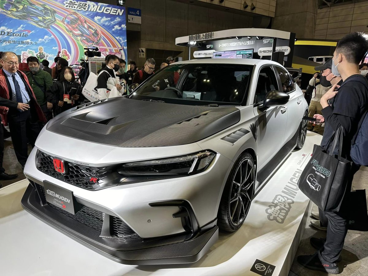 thefaizzainal's tweet photo. Honda Civic Type-R FL5 Mugen 🔥 https://t.co/LA9Y2N09Yv
