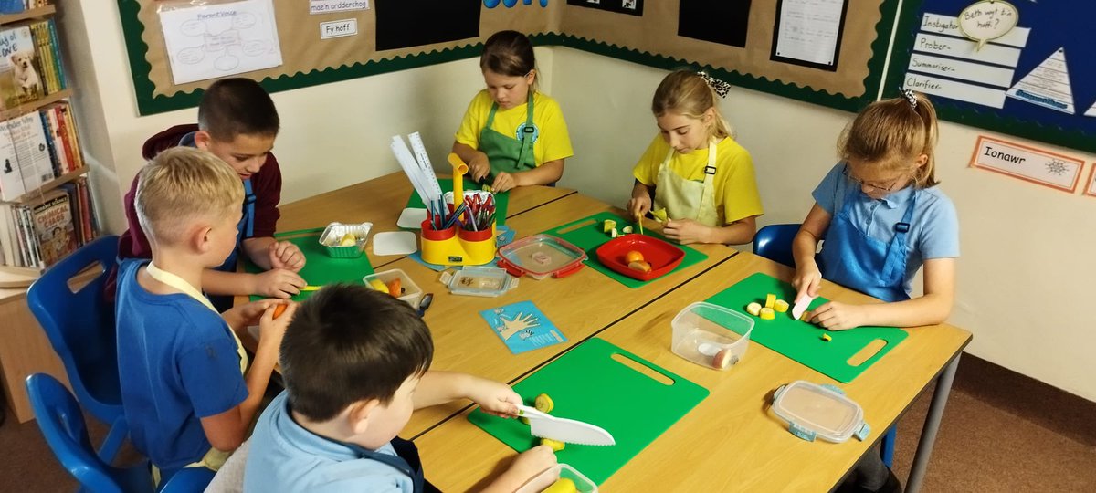 Year 4 cooking #lookingafterourbodiesandminds