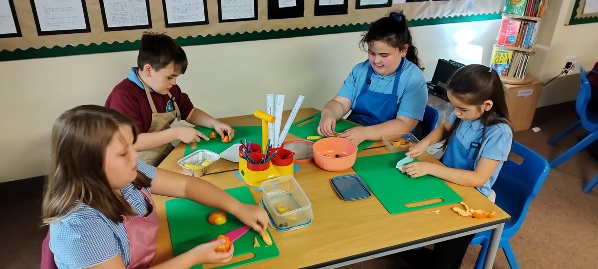 LPCommunity_'s tweet image. Year 4 cooking #lookingafterourbodiesandminds