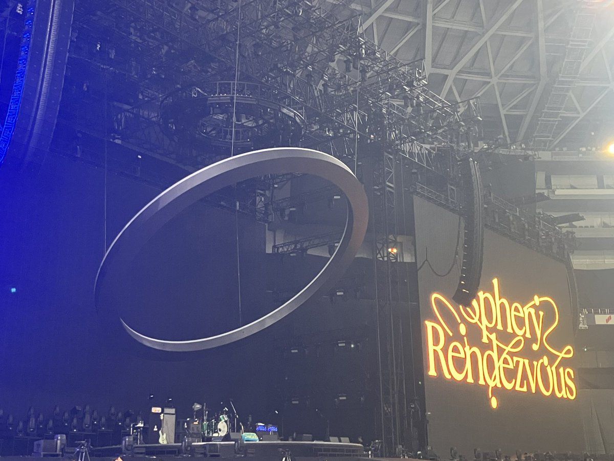 rock_shio's tweet photo. 本日

#BUMPOFCHICKEN

#TOUR2024SpheryRendezvous
#京セラドーム大阪

#SpheryRendezvous
#Iris https://t.co/flfLDYot94