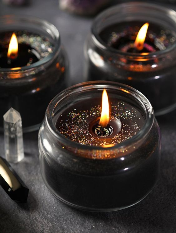 Nefhele's tweet photo. How does pinterest see you?

✩ flower
✩ candle
✩ tattoo
✩ painting https://t.co/crKRVPS8nJ