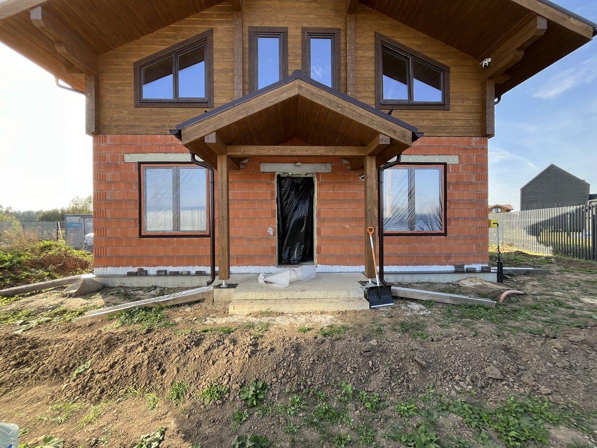 BrickBuild77's tweet image. Начало работ по облицовке кирпичом дома КД-4.

#донскиезори #masonrywork
#mauerwerk
#bricklaying #brickwork #brickhouse #masonry #кд4