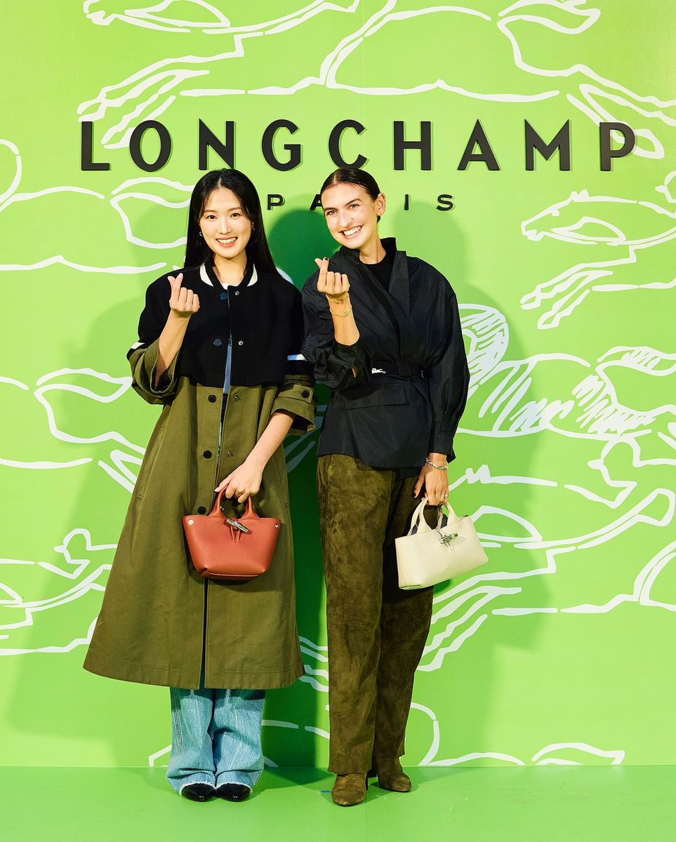 092824 IG post hye_yoon1110

<a href="/Longchamp/">Longchamp</a> #ENERGYBYLONGCHAMP #Longchamp #LongchampPopUpStore #EnergyByLong

Where do you find your energy?

#KimHyeYoon #김혜윤