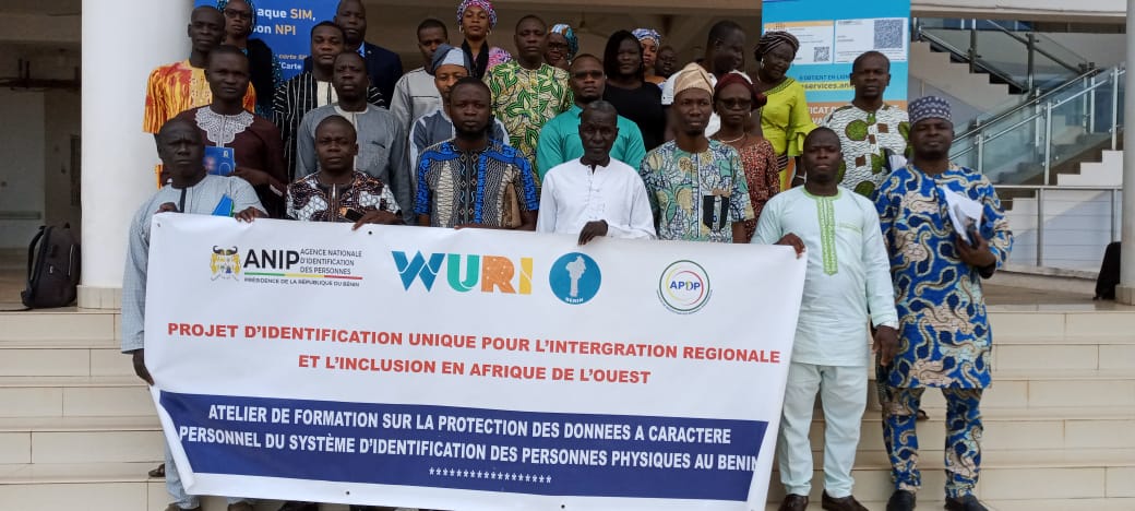 🔐 L’APDP Bénin  et le Projet WURI ont lancé des formations pour les agents de l'ANIP, de l'UGP, les secrétaires d’arrondissement et chefs de services États Civils, sur les enjeux du droit à la protection des données personnelles.
#ProtectionDesDonnées #Bénin #Formation #WURI