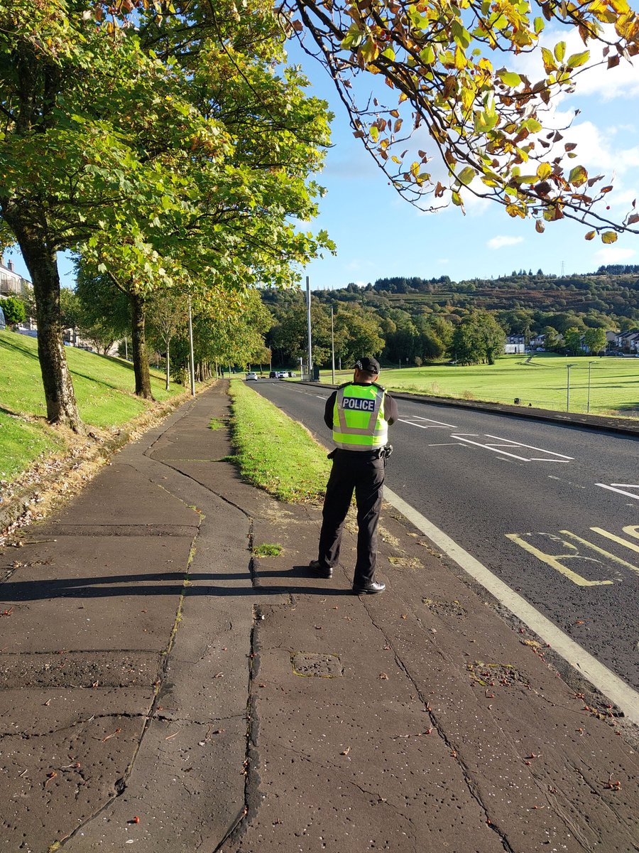 PSOSRenfInver's tweet image. Responding to complaints from residents, officers from Renfrewshire Local Problem Solving Team attended Brediland Road, Paisley to conduct high visibility speed checks. #LPST #YouSaidWeDid