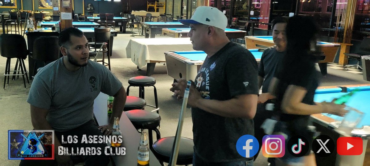 losasesinoshtx's tweet photo. Wednesday night league with Los Asesinos Billiards Club at Bogies Billiards &amp; Sports Bar.

#losasesinosbilliardsclub #bogiesbilliardsandsportsbar #hillbillybilliards #roofersinc #billiardsclub #funtimeswithfriends #houston #texas https://t.co/Yd88HwmnoS