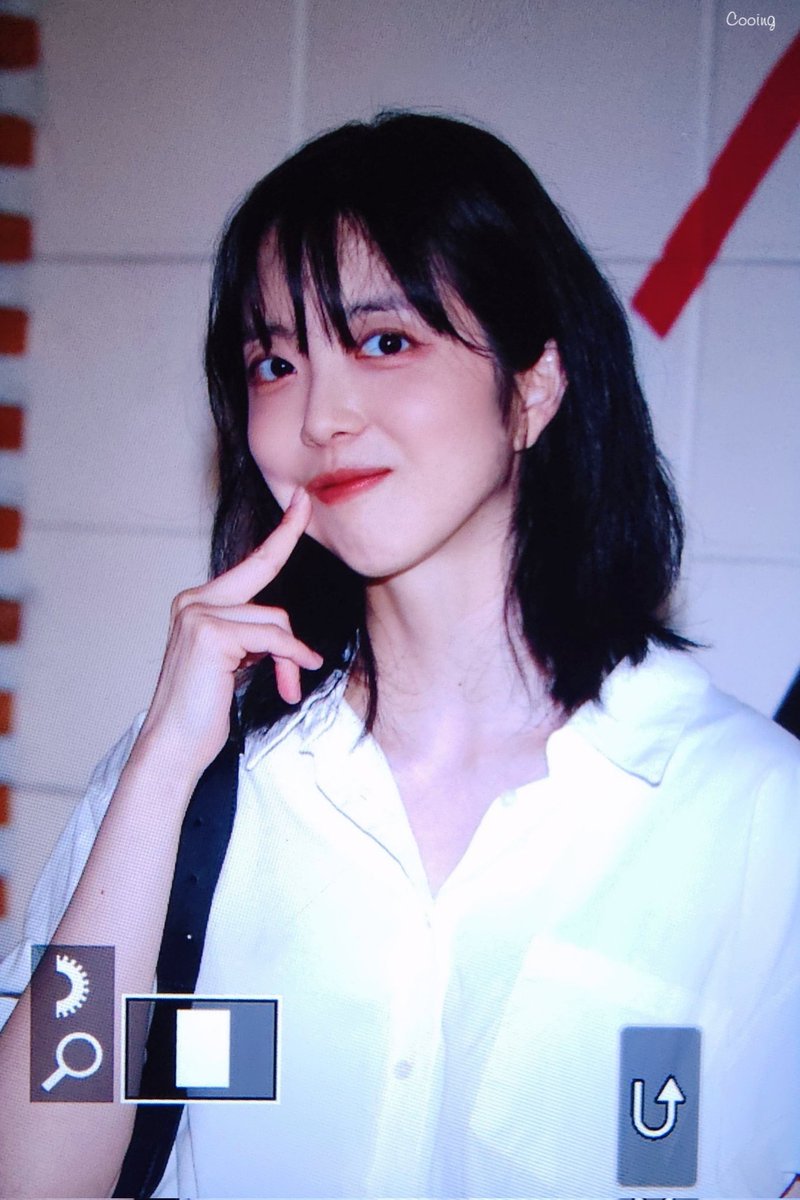 240928 프리뷰

고양이하트😻

#지수연 #수연 #SUYEON #JISUYEON 
#위키미키 #WekiMeki