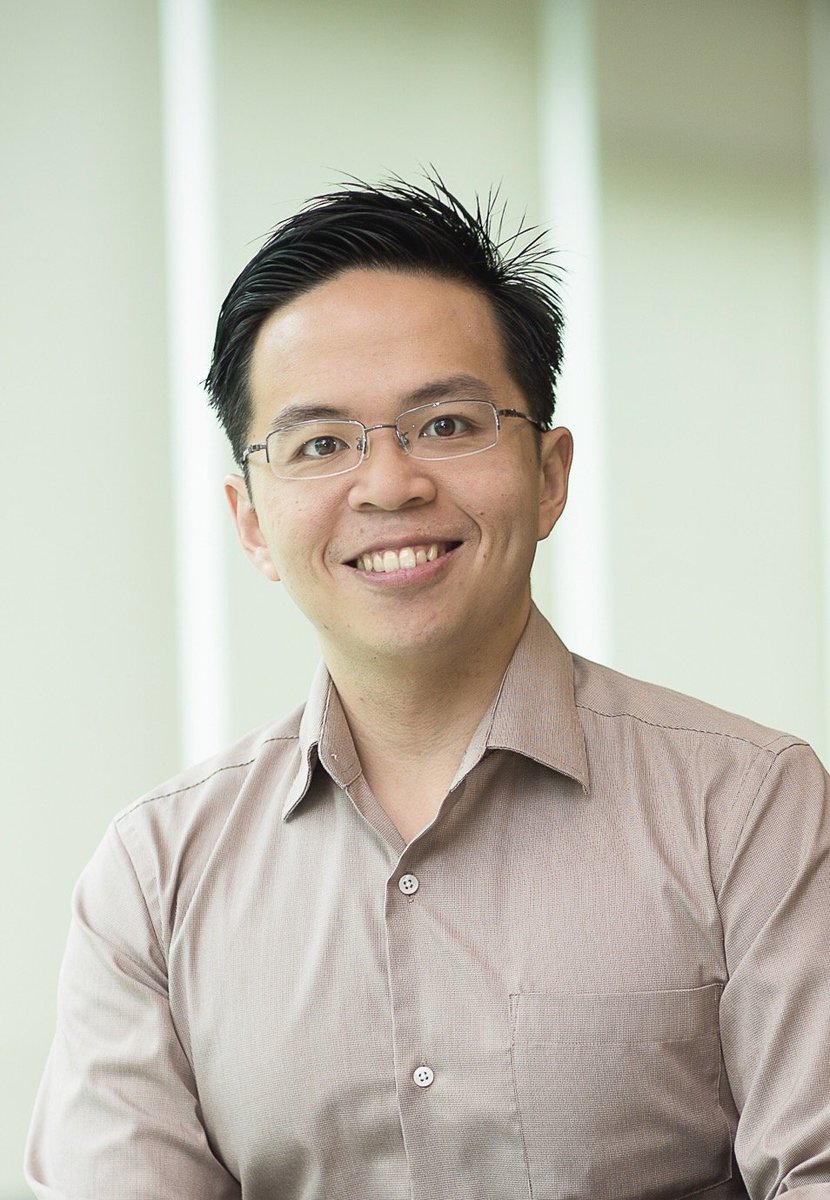 Charting New Frontiers: Exploring Limits, Threats, and Ecosystems of LLMs in Software Engineering
David Lo 
Keynote at ESEM bit.ly/ESEM2024KEYNOT…