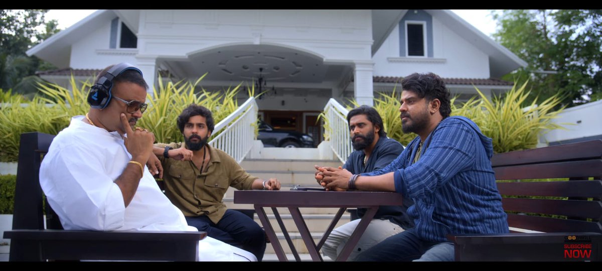 kimdami0077's tweet photo. ത്രില്ലർ ഇഷ്ടമുള്ള ആൾക്കാർക്ക് ഈ അടുത്ത് വന്ന ഏറ്റവും മികച്ച ത്രില്ലർ സിനിമ🙌❤️‍🔥🔥

#Gumasthan https://t.co/LBefQDqwiU
