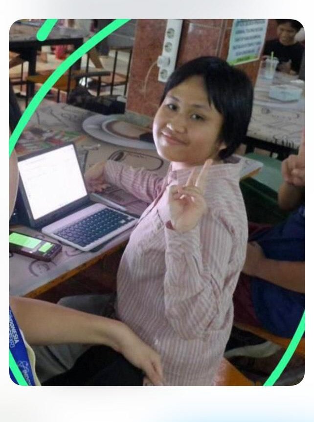 ⚠️TW Pencarian Anak ⚠️ 

MOHON BANTU SEBARKAN
(atas permintaan keluarga)

Dicari orang hilang

Nama : Tita Larasati Tjoa
Panggilan : Tita
Asal kota : Batam
Mahasiswa FKUI angkatan 2024 Regular
Umur :19 Tahun
Hp : 08117200579

Terakhir terlihat Rabu, 25 September 2024 pukul 21.