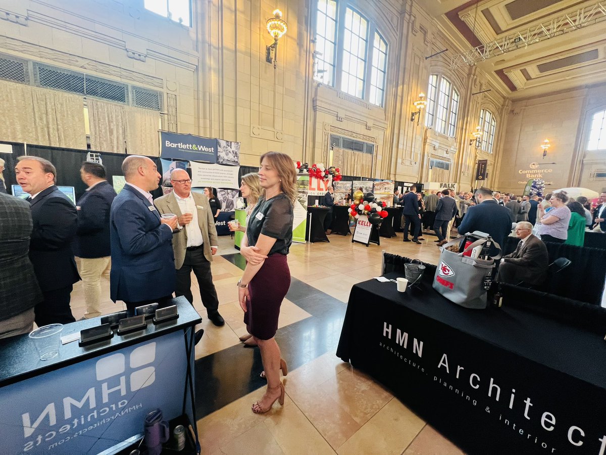 HMNArchitects's tweet photo. Our Team at HMN Architects  had an incredible time networking with top industry professionals at the 2024 SIOR Development Day! We are Grateful for the valuable connections and looking forward to seeing how these relationships shape the future of our industry. #SIORDevelopmentDay https://t.co/bIE2ieON8t