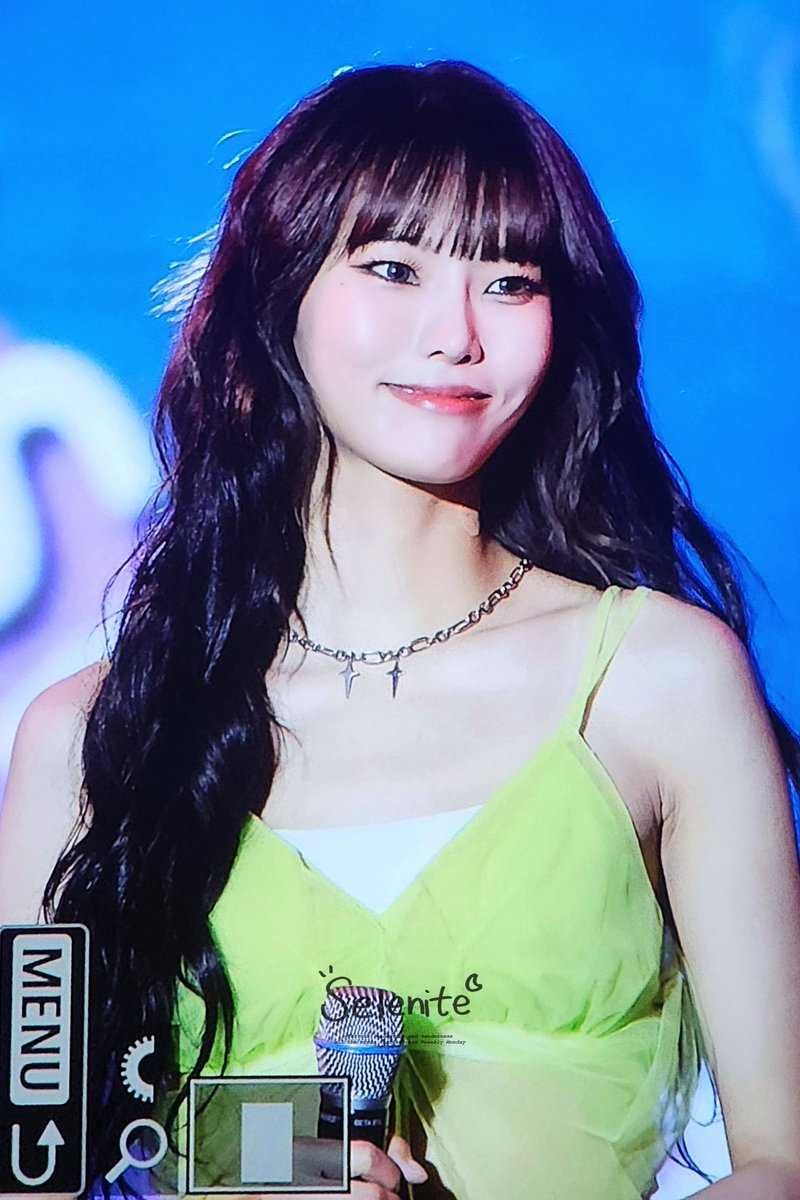 selenite0510's tweet image. 240928

#todays_moon
#위클리 #먼데이
#Weeekly #Monday