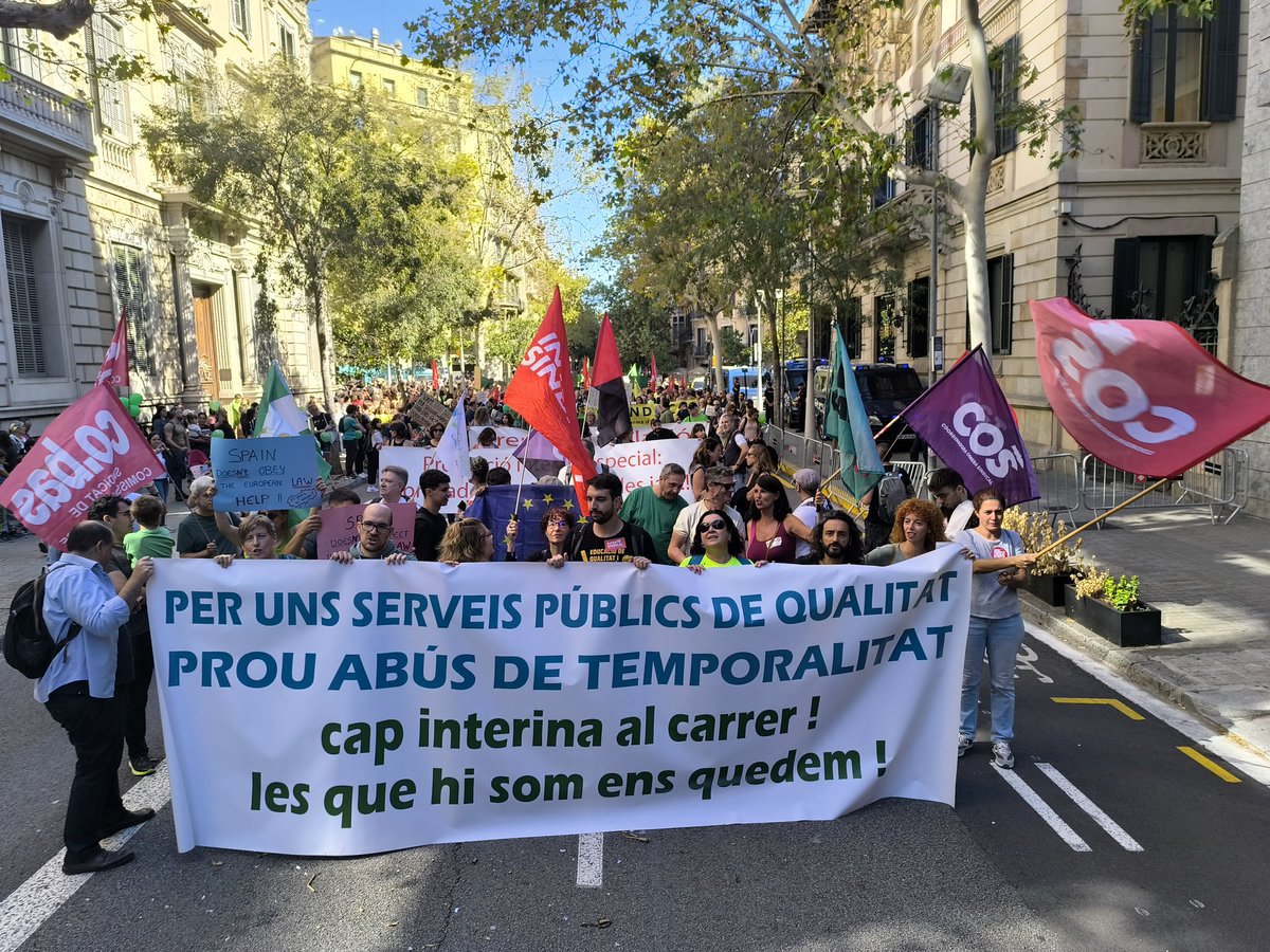 sapbcgt's tweet image. Més imatges d la mani d&apos;avui a Barcelona. Arrenca la tardor calenta interina! Propera parada: #Fixesa! @oscarlopeztwit @desdelamoncloa