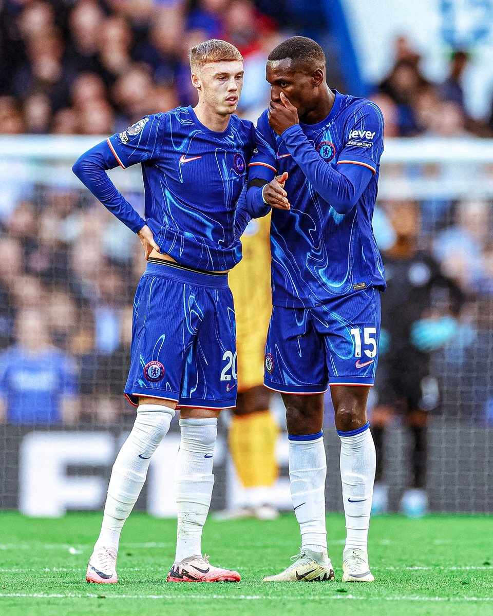 Premier League tweet media