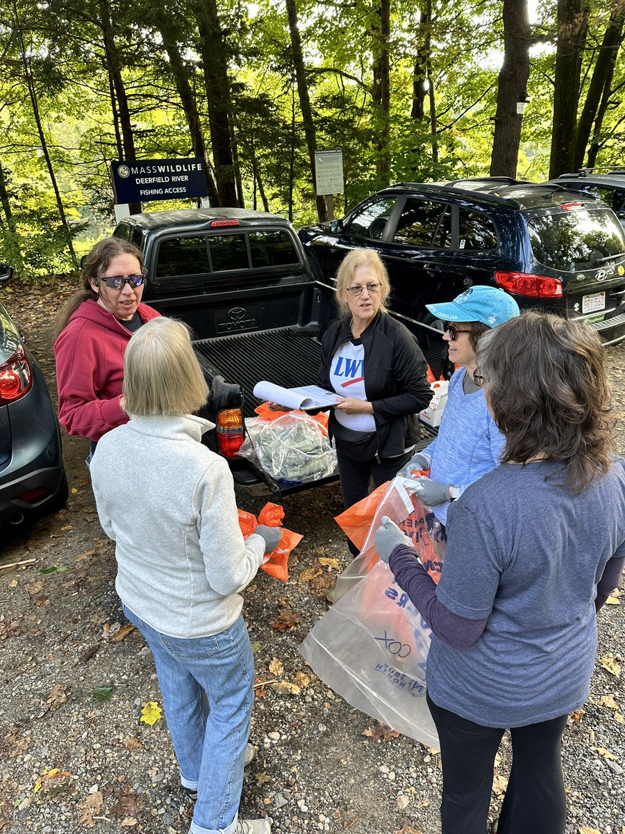 State Representative Natalie M. Blais (@repblais) on Twitter photo Kicked off the weekend with <a href="/Jo_Comerford/">Jo Comerford</a> for the annual #sourcetosea cleanup with the <a href="/LWVMA/">LWV Massachusetts</a> Franklin Co and <a href="/ctriver_org/">CT River Conservancy</a>.
Thanks to everyone who is involved in cleaning up the length of the 410-mile Connecticut River watershed in NH, VT, MA, & CT. Kicked off the weekend with <a href="/Jo_Comerford/">Jo Comerford</a> for the annual #sourcetosea cleanup with the <a href="/LWVMA/">LWV Massachusetts</a> Franklin Co and <a href="/ctriver_org/">CT River Conservancy</a>.
Thanks to everyone who is involved in cleaning up the length of the 410-mile Connecticut River watershed in NH, VT, MA, & CT.