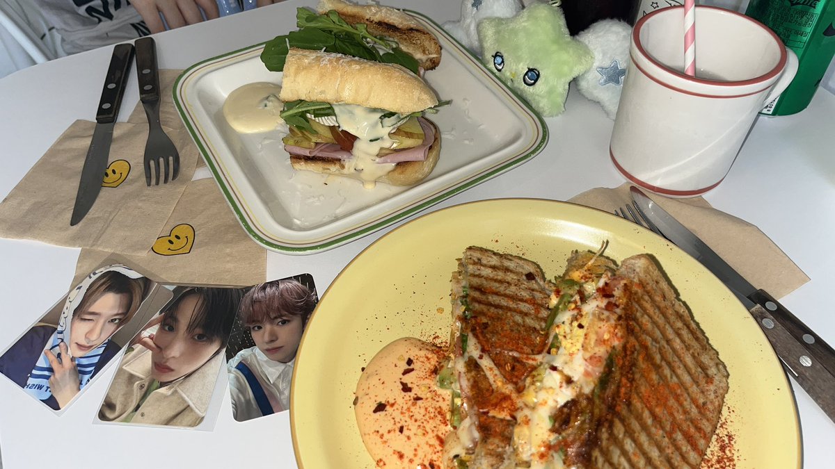 oohyatdog's tweet photo. 임보함에 막 이런것듀 잇네 .. https://t.co/n468t0G0XC