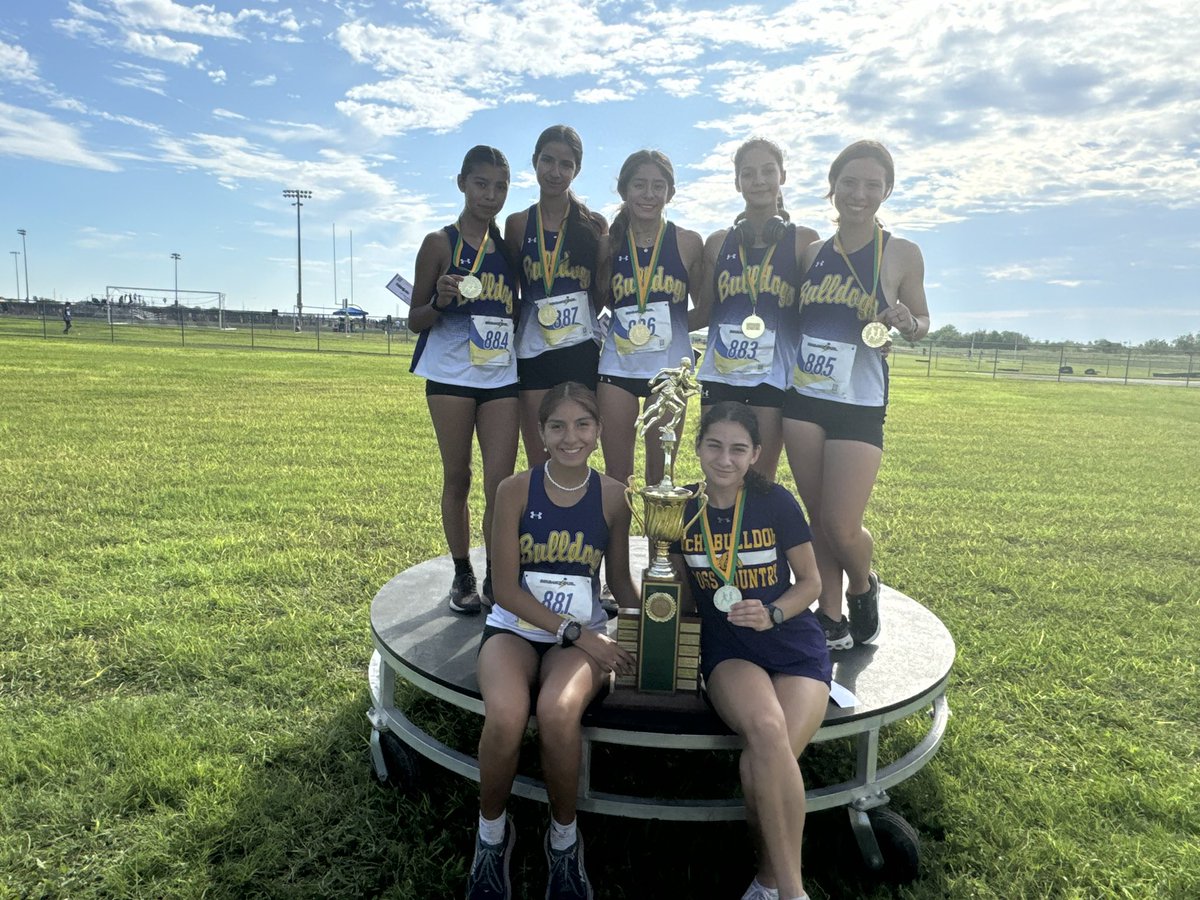lopezjay's tweet photo. McHi Boys and Girls Cross Country teams win overall Combined Meet Champs award. @Mchi_Yearbook   @McAllenISD @McHiPride   @rgvsports @MonitorDelcia @blakehollandtv  @Hsevereyn @hmiller619 @sfriedlein @MchiSoftball https://t.co/EbgRY5sWI4