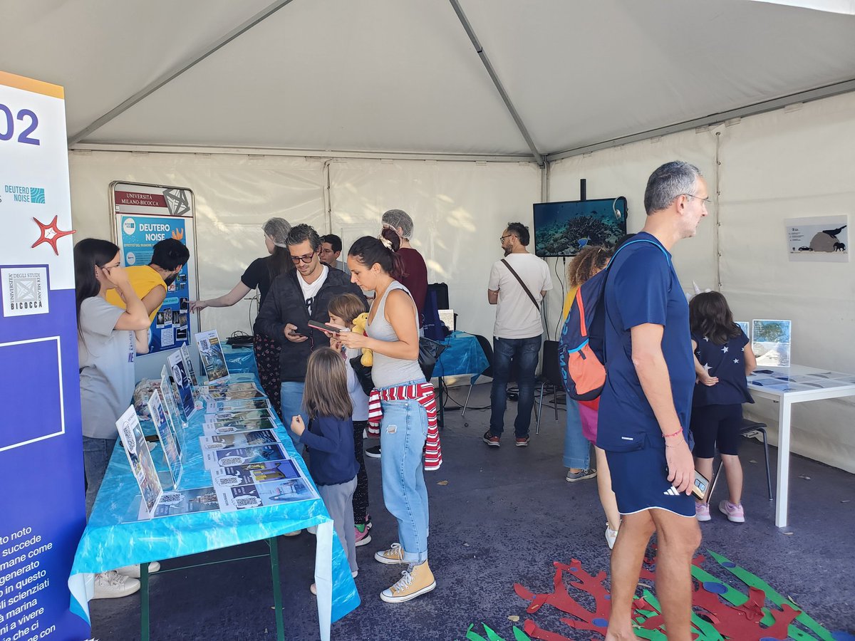 Vale_acoustics's tweet photo. @Deuteronoise project at Meet me Tonight - Milano-Bicocca. 
Come and learn more about the underwater sounds https://t.co/zdfIO1kzyA