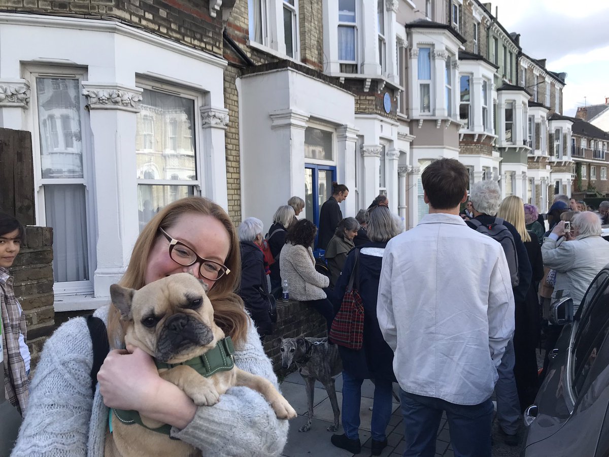 Joyous scenes in #Battersea #LavenderSweep with double plaque unveiling for Tom Taylor &amp; Laura Barker Amazing work <a href="/jeanne_rathbone/">Jeanne Rathbone</a> <a href="/batterseasoc/">Battersea Society</a> brining together family descendants, local residents, artists, archivists, thespians, councillors, charities, curious passers-by