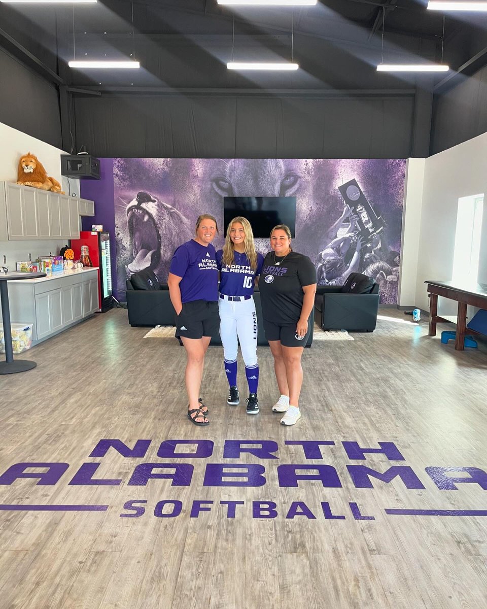 Ryley Cate Wolf tweet media