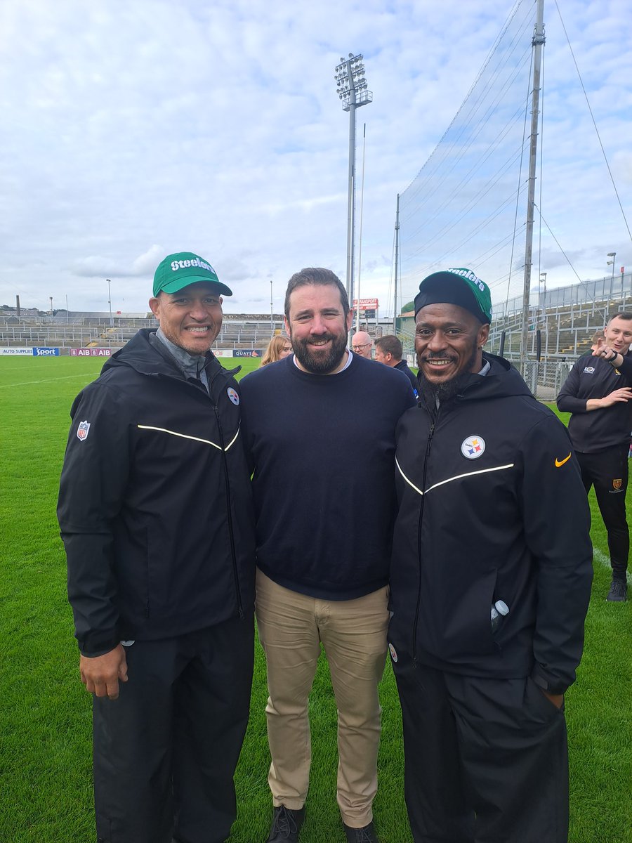 Another 2 Super Bowl Winning Steeler Legends.. It's still surreal to meet such fantastic people. 

<a href="/afan66/">Alan Faneca</a>, you are missed this year. Us 66s must stick together. 

<a href="/steelers/">Pittsburgh Steelers</a> <a href="/SteelersIreland/">Steelers Ireland</a> <a href="/a_f_ireland/">American Football Ireland</a> <a href="/NFLUKIRE/">NFL UK & Ireland</a>