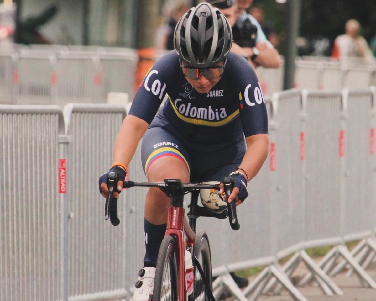 Lilopusa's tweet photo. ¡Gran sábado para el ciclismo 🚴🏻‍♀️ femenino boyacense!

Carolina Munevar conquista la medalla de bronce en la ruta🥉 en el Campeonato Mundial de Paracycling y Diana Pinilla gana la etapa reina 👑 de la Catalunya Bike Race 🇪🇸 y se convierte en la nueva líder de la competencia 💪🏻🚴🏻‍♀️ https://t.co/sTrZafzIHg