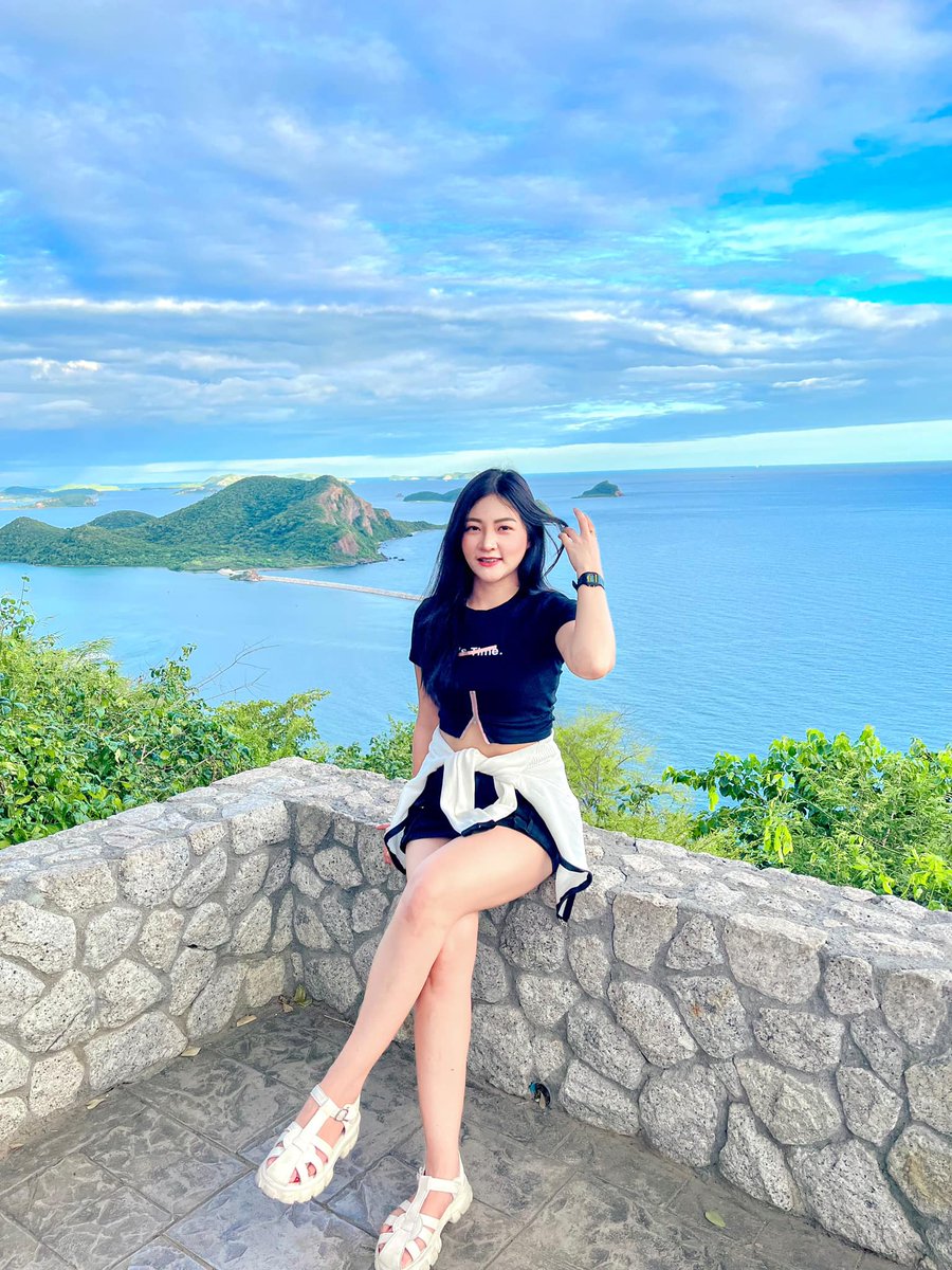 Arunee1233's tweet photo. เหงาหาคนคุย😀 หรีอคนในจัย😀
ไม่รับงานอะไร 😍     รีทวิดให้ด้วยน่ะ😍

ไอดี  🥰 looryg800 https://t.co/mVnCubknhM