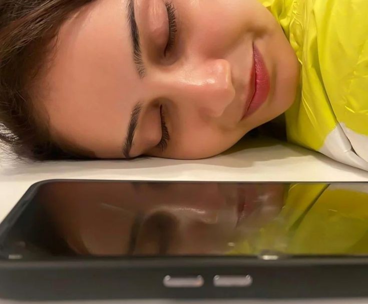 Priya_Tanwr's tweet photo. आज तो मै थक गई हु ☹️
नींद आ रही है सो रही हु। और आप???
#Happy_night https://t.co/SUpqKG609E