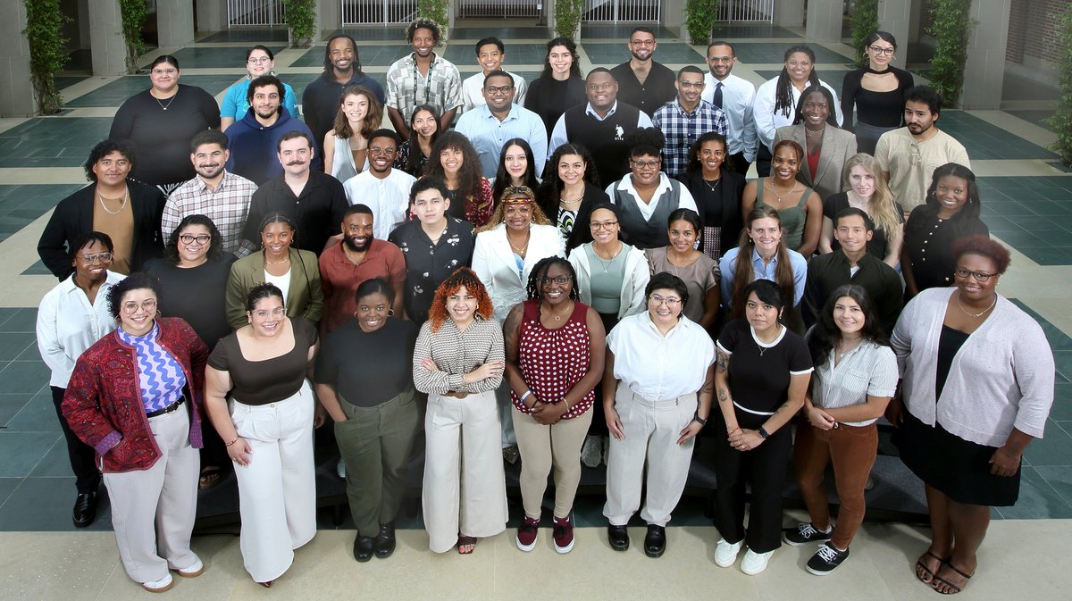hhmi_science's tweet photo. Last week, 147 HHMI #GilliamFellows gathered at HHMI’s HQ for science sharing, professional development, and community building. They engaged in vibrant discussions on science communication and leadership. We’re excited to see how their work shapes the future! https://t.co/lnRYFPxjCN