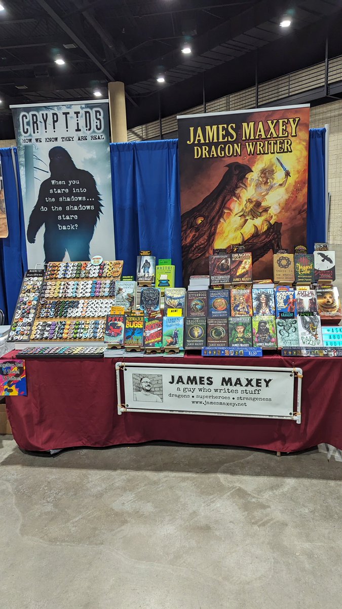 JamesAllenMaxey's tweet photo. I'm at Alabama Comicon! Come buy some books! https://t.co/XoFlbbM5Ve